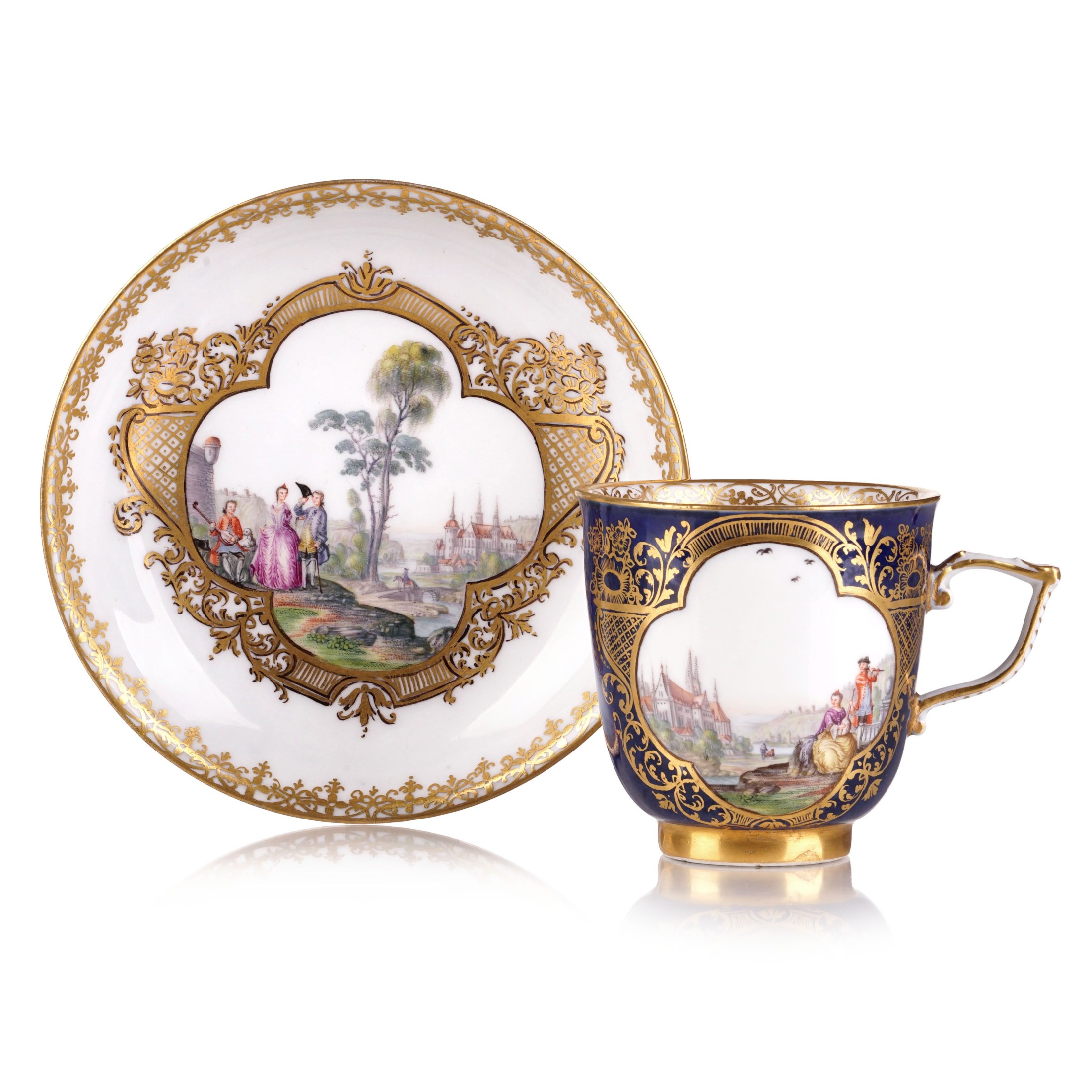 Kop en schotel met Slot Albrechtsberg, collectie Keramiekmuseum Princessehof