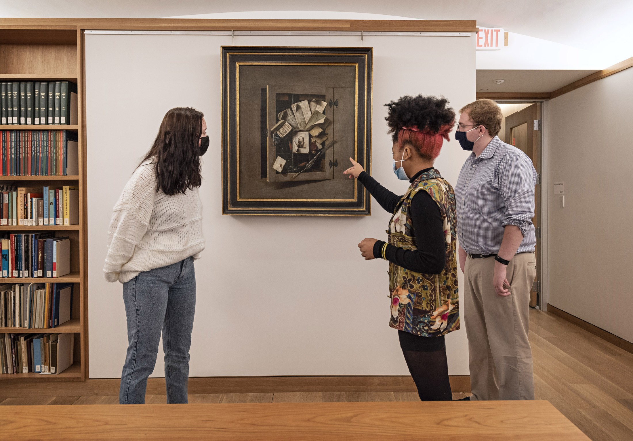 Students in the Reading Room of the Center for Netherlandish Art at the Museum of Fine Arts, Boston. November 5, 2021 * Photograph © Museum of Fine Arts, Boston